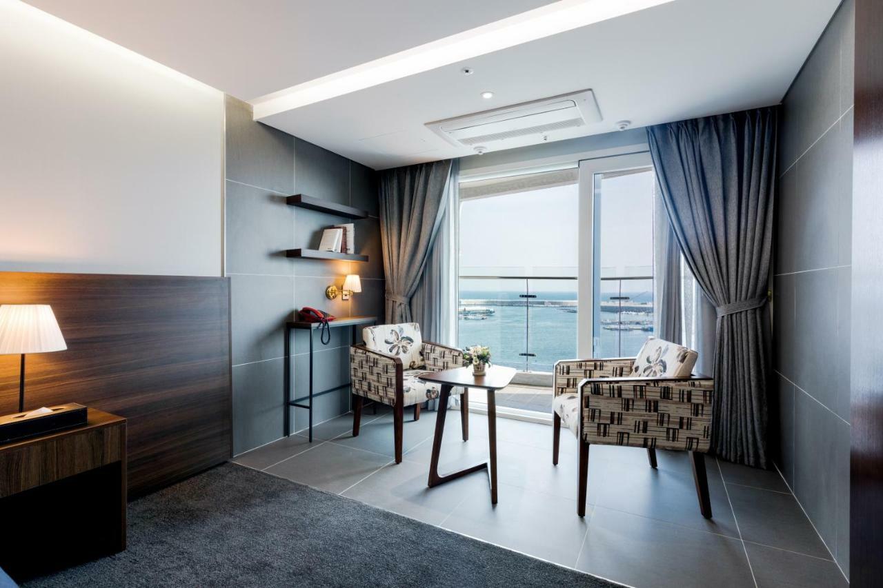 Co-Op City Hotel Harborview Seogwipo Eksteriør billede